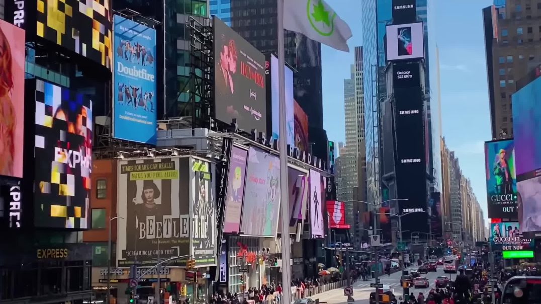 NEW YORK CITY Exploring Times Square in Manhattan, NY, USA  March 2022 #[1] #[2]
